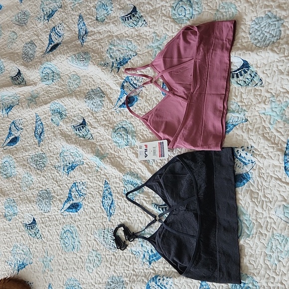 FILA sports bras Size M nwt - Picture 3 of 3